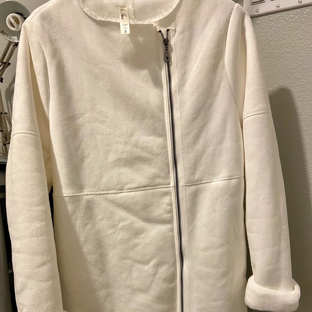 Sold!!! White winter jacket